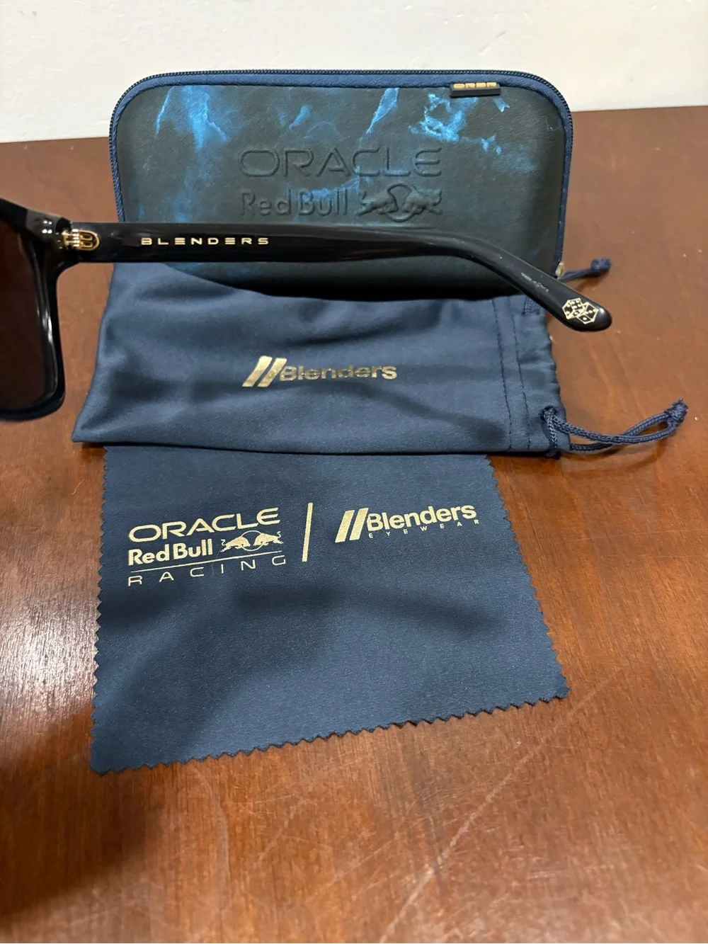 Oracle Red Bull Racing Men’s Blue Tortoise Sunglasses by Blenders